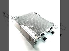 RRU3959는 전원 캐비닛에서 전원을 공급받는 옥외 원격 무선 장치입니다.