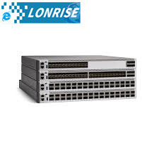 C9500 24Y4C A 드램 광적 이더넷 네트워크 스위치 2.5g 시스템 대역폭 산업 네트워크 라우터