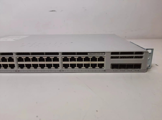 Cisco C9200L-48P-4G-E 48포트 PoE+ 스위치 (4x1G 업링크 포함)