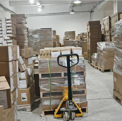 CE6885-48YS8CQ-F, Huawei CloudEngine 6800 스위치, 48x10GE 전기/8x100GE QSFP28/2xAC PSU