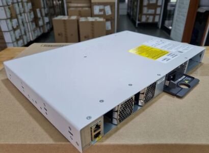 새로운 C9200L-24P-4G-A 24-포트 기가비트 PoE+ 관리 스위치, 4×1G SFP 업링크, 네트워크 이점, 600W PoE 예산