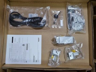 새로운 C9200L-24P-4G-A 24-포트 기가비트 PoE+ 관리 스위치, 4×1G SFP 업링크, 네트워크 이점, 600W PoE 예산