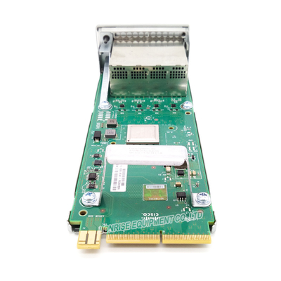 신규 및 고유 C9300-NM-8X가 포함된 Cisco Catalyst 9300 8 X 10GE 네트워크 모듈